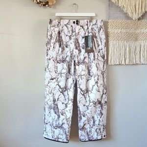 Natural Gear | Snow Camo Insulated Pants